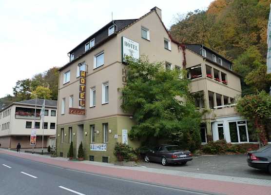 Edelstein-Hotel 1