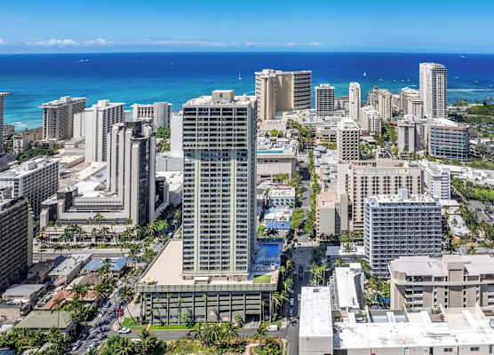 HEART of WAIKIKI,1BDRM,FREE PARKING, WIFI,NO RESORT FEES,YOUTUBE,NETFLIX ! 1