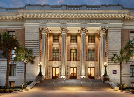 Le Meridien Tampa, The Courthouse 1