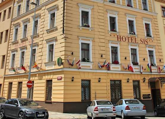 Gallery Hotel SIS 1