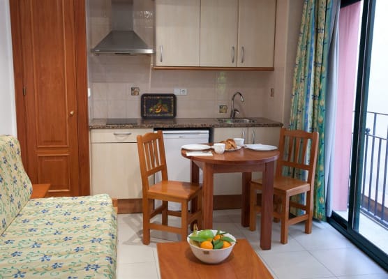 Apartamentos Royal 1