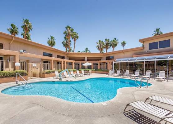 WorldMark Palm Springs - Plaza Resort and Spa 1