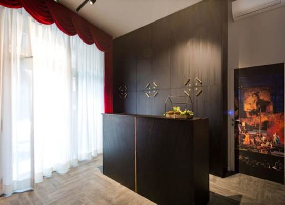 Italianflat - Theatrum 1