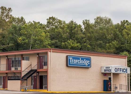 Travelodge by Wyndham Seymour 1