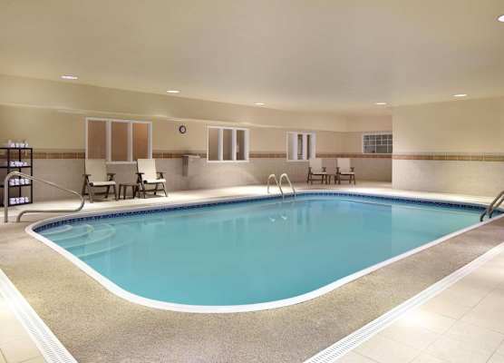 Country Inn & Suites by Radisson, Champaign North, IL 1