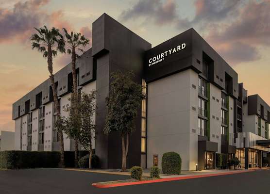 Courtyard San Jose Airport 1