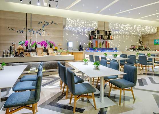 Holiday Inn Express Chengdu Huanhuaxi by IHG 1