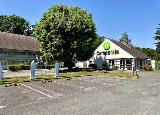 Campanile Hotel Chantilly 1