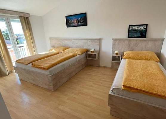 VILLA NIKOLINA 1