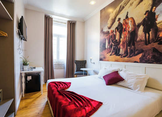 Lisbon Arsenal Suites 1