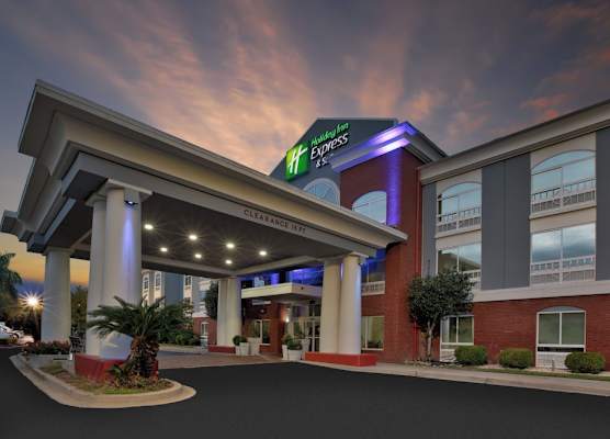 Holiday Inn Express & Suites SUMTER by IHG 1