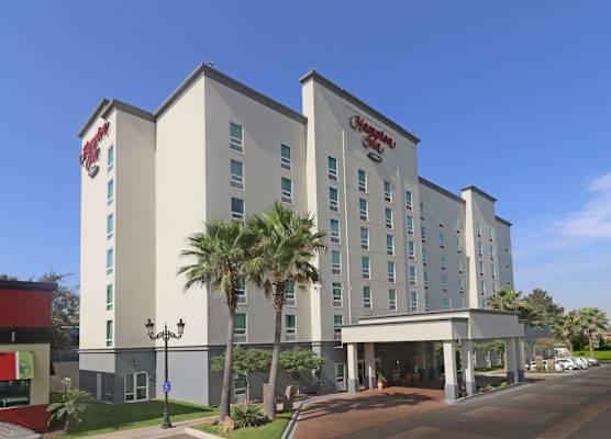 Hampton Inn by Hilton Guadalajara-Aeropuerto 1