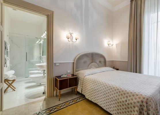 Rome Charming Suites 1