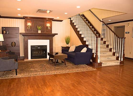 Staywell Inn & Suites 1