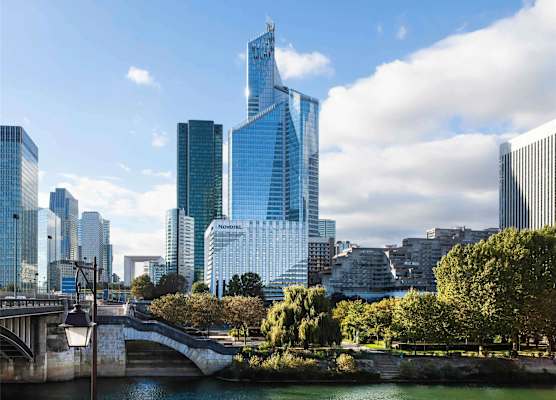 Novotel Paris La Defense Esplanade 1