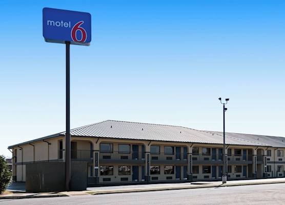 Motel 6 Prattville AL 1