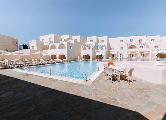 HOTIDAY Room Collection - Naxos 1
