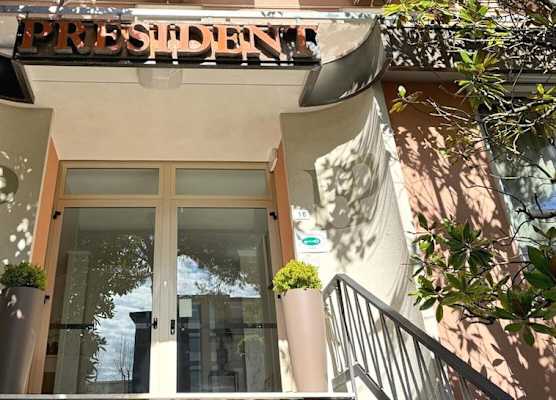 Hotel President 1