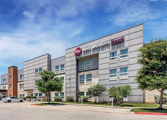 Best Western Plus Pflugerville Inn & Suites 1