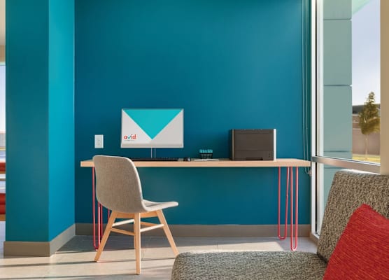 avid hotel Oak Creek by IHG 1