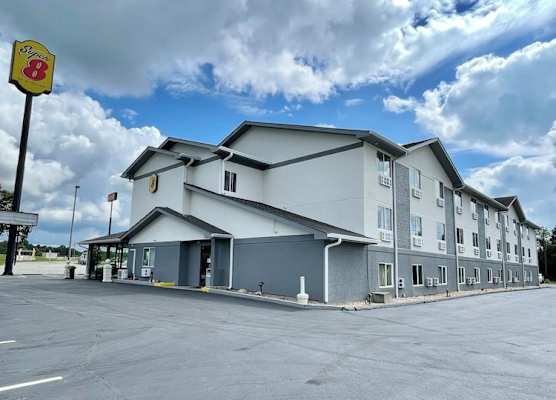 Super 8 by Wyndham Corbin KY 1