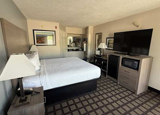 Baymont by Wyndham Eden 1