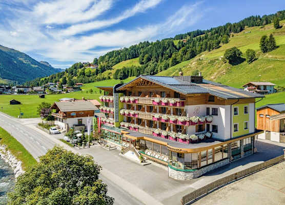Hotel Barbarahof Saalbach mit Joker Card 1