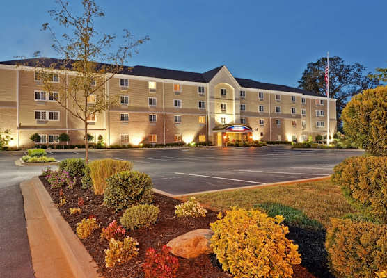 Candlewood Suites BOWLING GREEN by IHG 1
