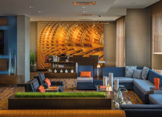 Courtyard by Marriott Winnipeg Airport 1
