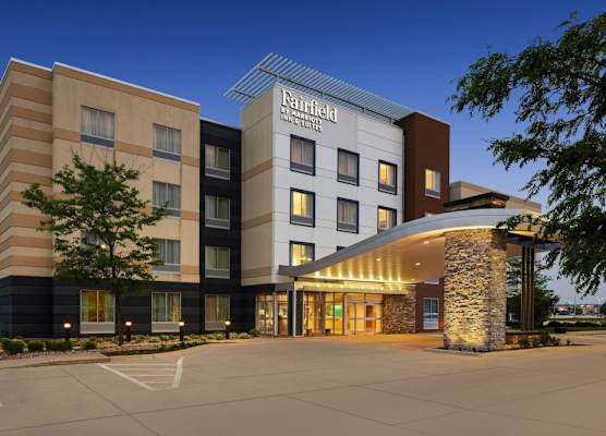 Fairfield Inn & Suites by Marriott Waterloo Cedar Falls 1