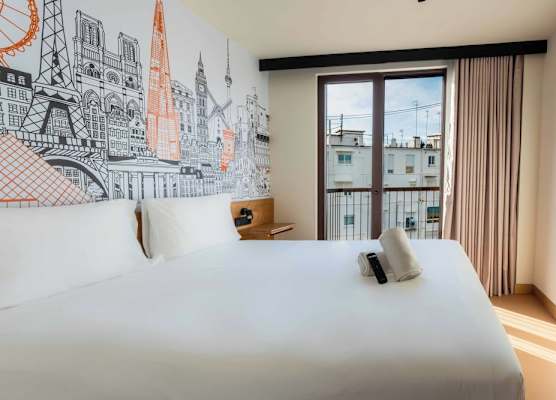 easyHotel Valencia Ciutat Vella 1