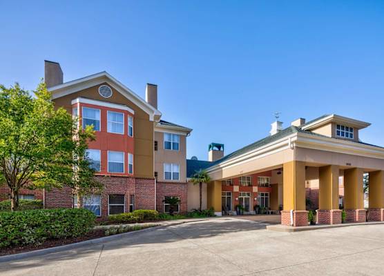 Homewood Suites by Hilton Baton Rouge 1