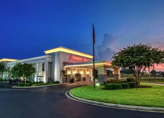 Hampton Inn Corinth 1