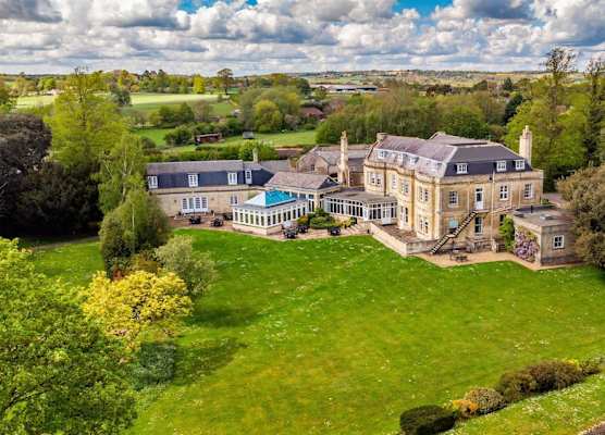 Leigh Park Country House Hotel & Vineyard, BW Signature Collection 1
