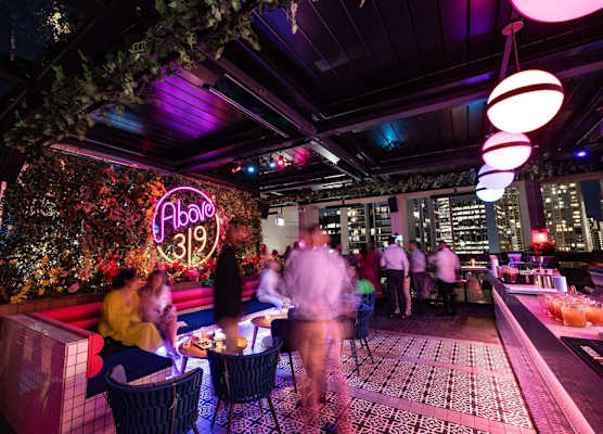 Vibe Hotel Sydney Darling Harbour 1