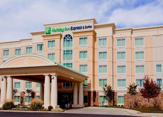 Holiday Inn Express & Suites JACKSON NORTHEAST by IHG 1