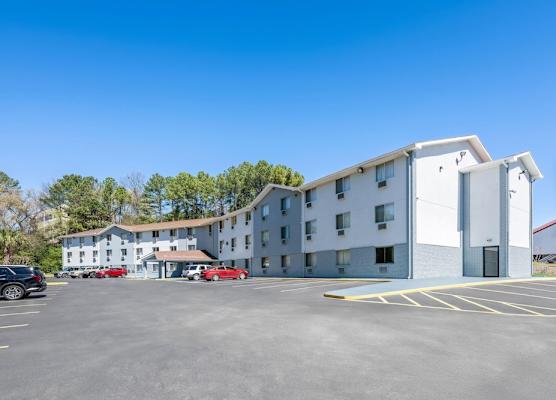 Super 8 by Wyndham Homewood Birmingham Area 1