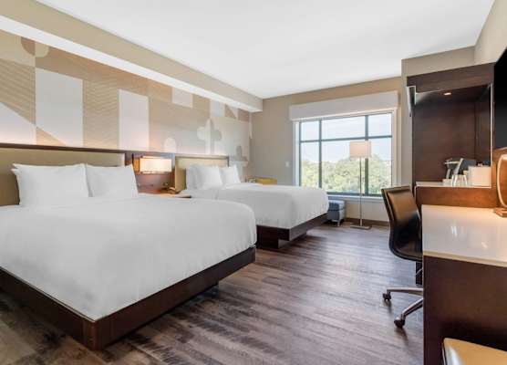 Cambria Hotel College Park 1