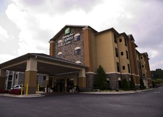 Holiday Inn Express & Suites ATLANTA EAST - LITHONIA by IHG 1
