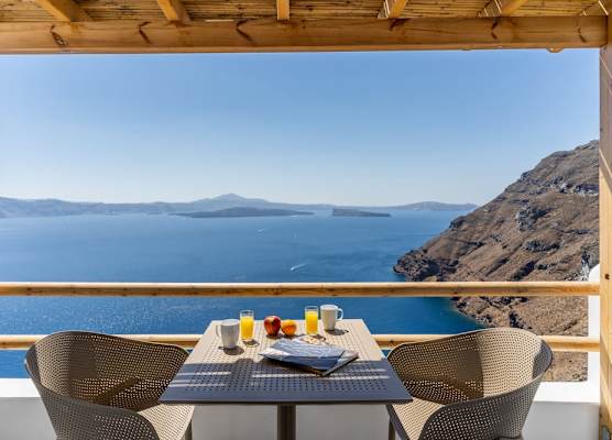 Evanthia Best View Thirassia Island Hotel 1