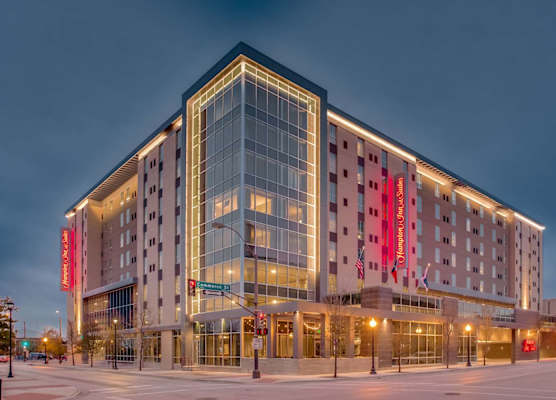 Hampton Inn & Suites Fort Worth Downtown 1