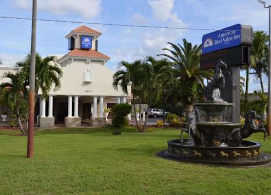 Americas Best Value Inn Fort Myers 1