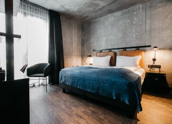 Exeter Hotel 1