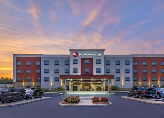 Best Western Plus Elizabethtown Inn & Suites 1