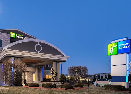 Holiday Inn Express BRANFORD-NEW HAVEN by IHG 1