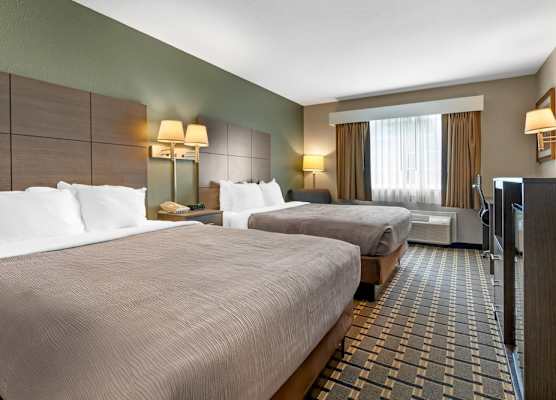 Quality Inn Mauston I-90 1