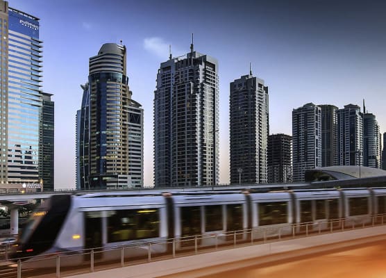 Pullman Dubai Jumeirah Lakes Towers 1