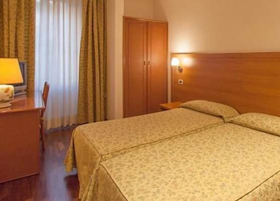 Albergo Trattoria AL TAJ 1