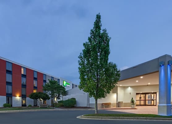Holiday Inn Express Wilkesboro By IHG 1
