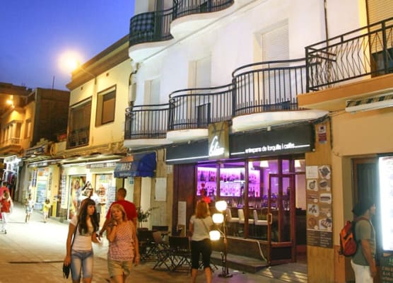 Aparthotel Iris 1